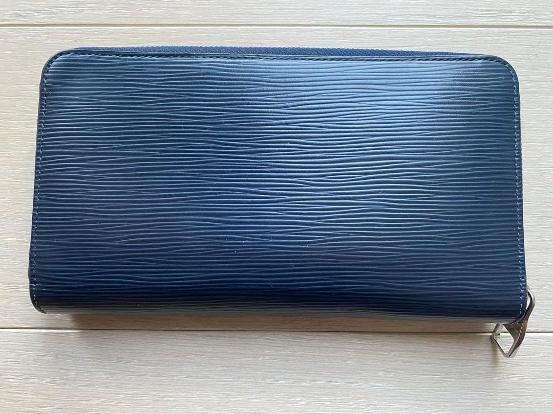値下しました ルイヴィトン エピ ジッピーウォレット 長財布