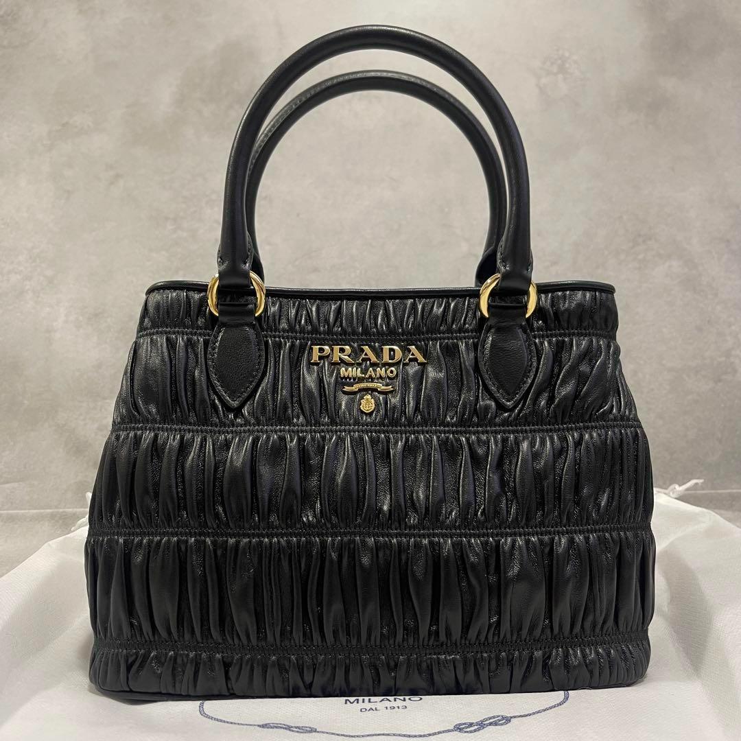 新品✨PRADA プリーツ ナッパレザー 2way ハンドバッグ ブラック