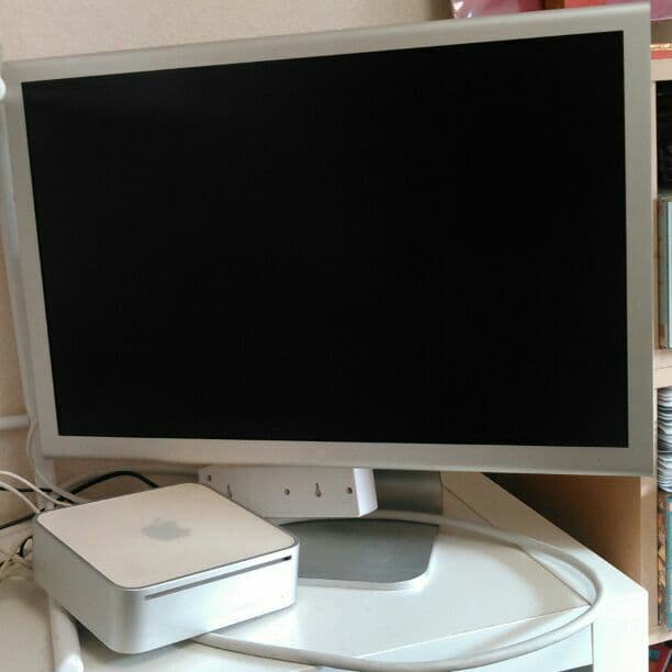 Mac mini ディスプレイとセットで！