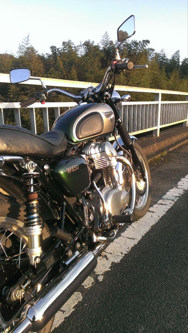 W650オーリンズKA224リアショック