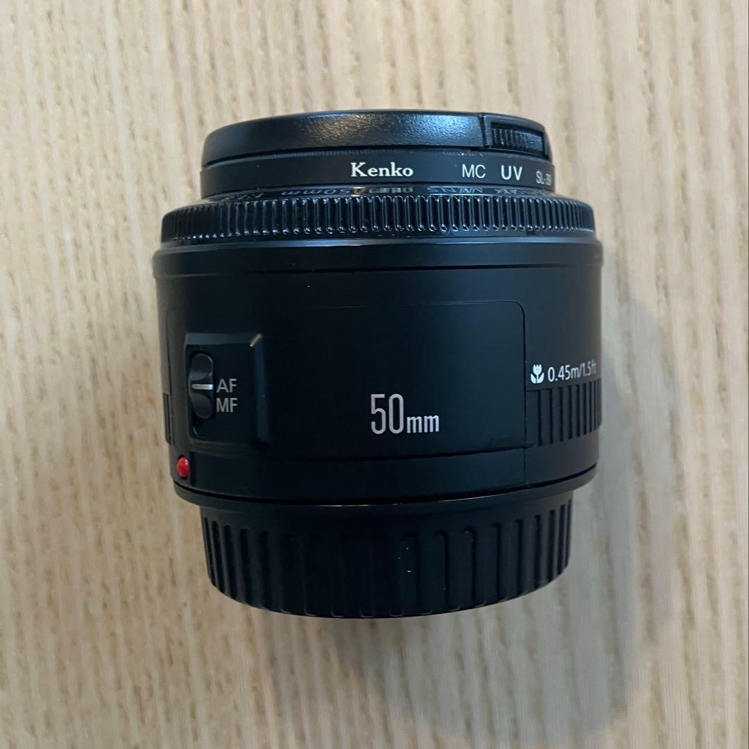 Canon EF 50mm 単焦点レンズ　キャノン