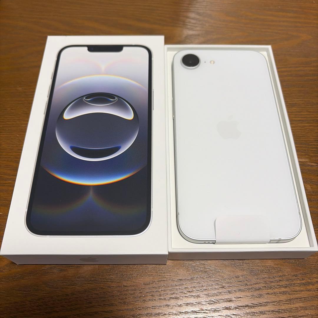 iPhone16e 128GB ホワイト　SIMフリー