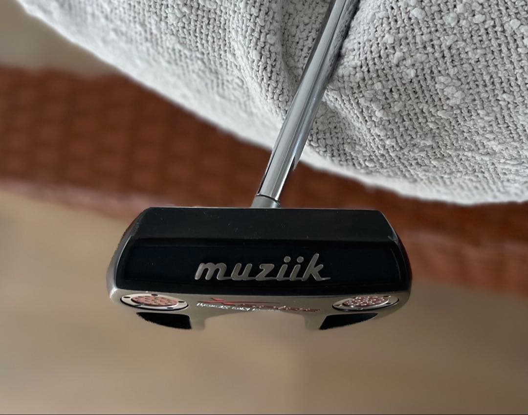 【レア】muziik Xspire Lock On Roll長尺パター