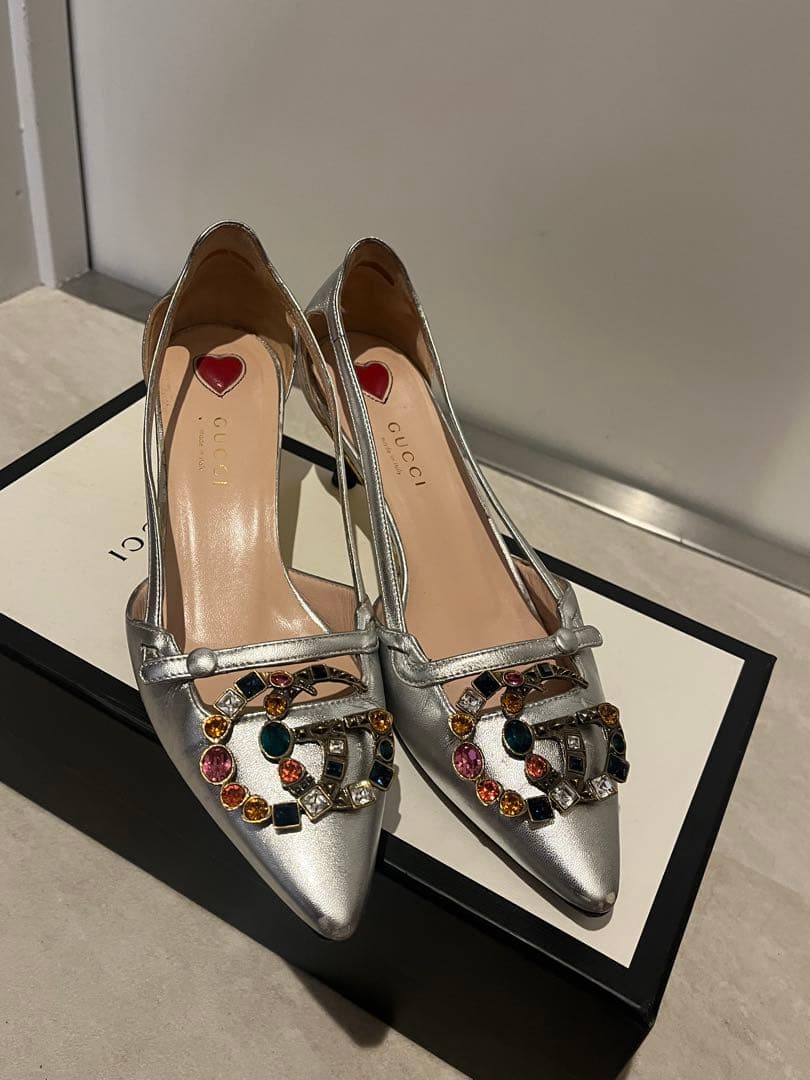 GUCCI グッチ シルバーパンプスGGビジューmade in Italy箱あり