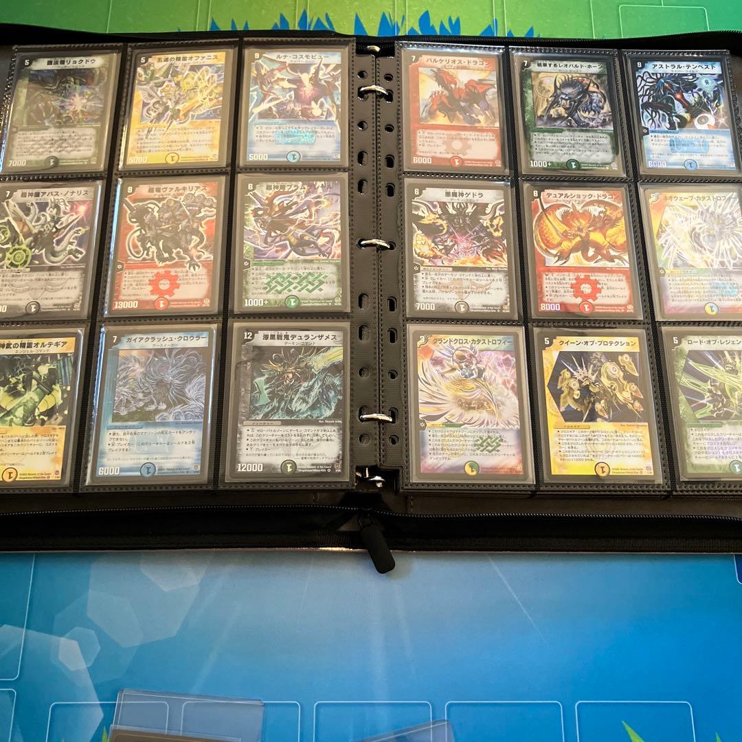 デュエルマスターズ　dm1〜dm28までのsr.vrコンプリートファイル