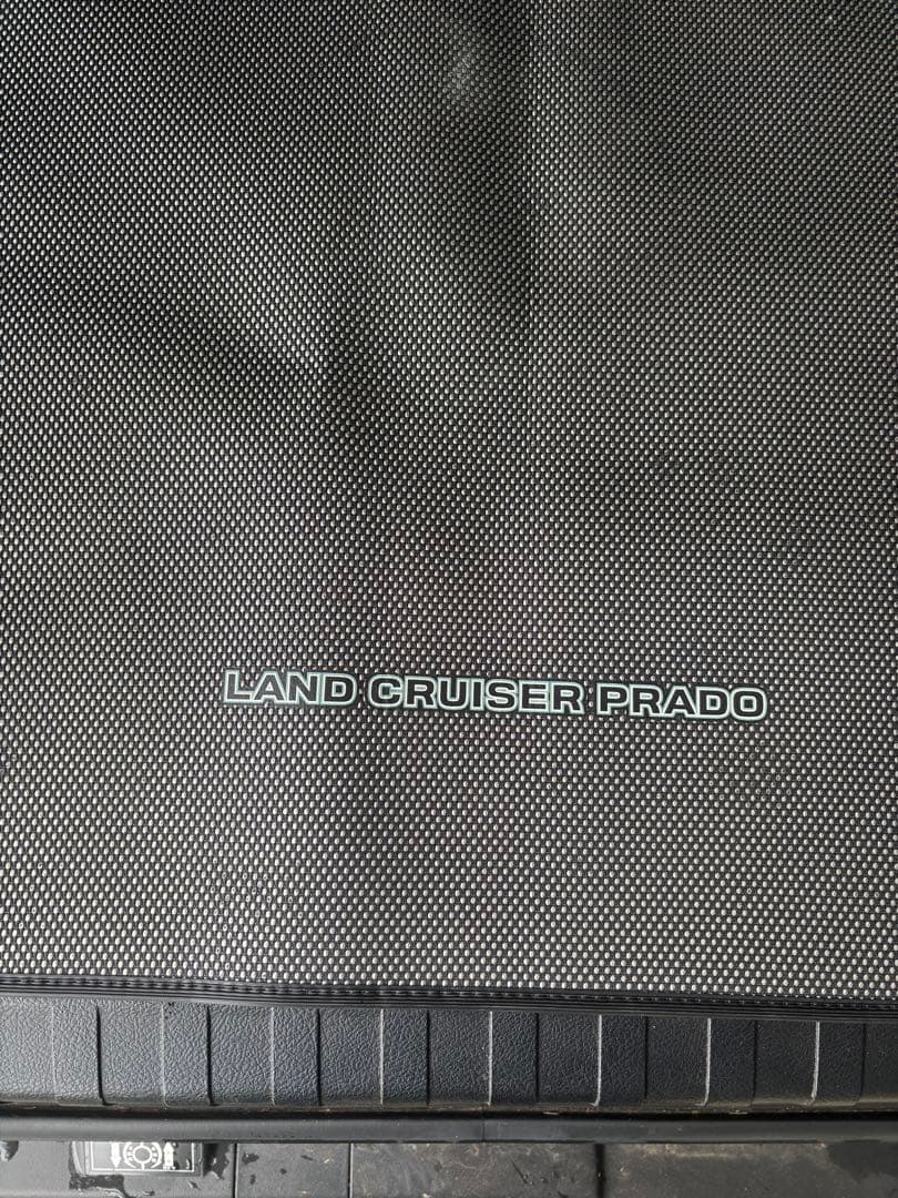 ランドクルーザープラド　ラゲッジマット