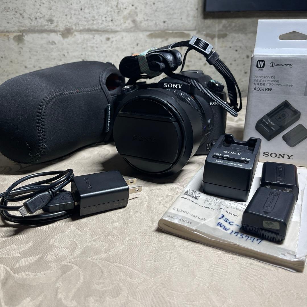 SONY サイバーショット　DSC-RX10M-4