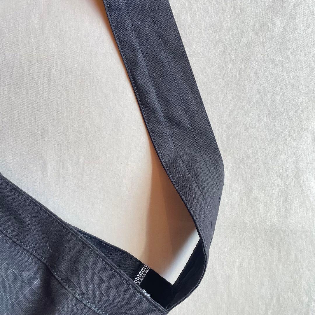 【ニュースペーパーバッグ】リップストップ　ブラック　ショルダー　ビンテージ