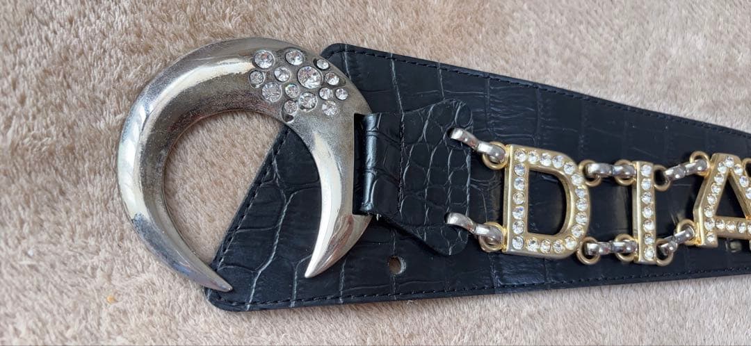 d.i.a. ムーンロゴベルト