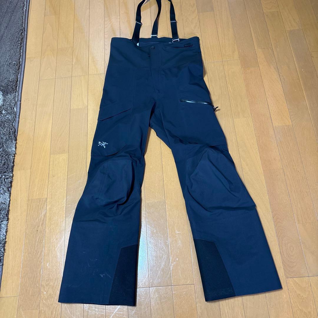Arc'teryx ビブパンツ