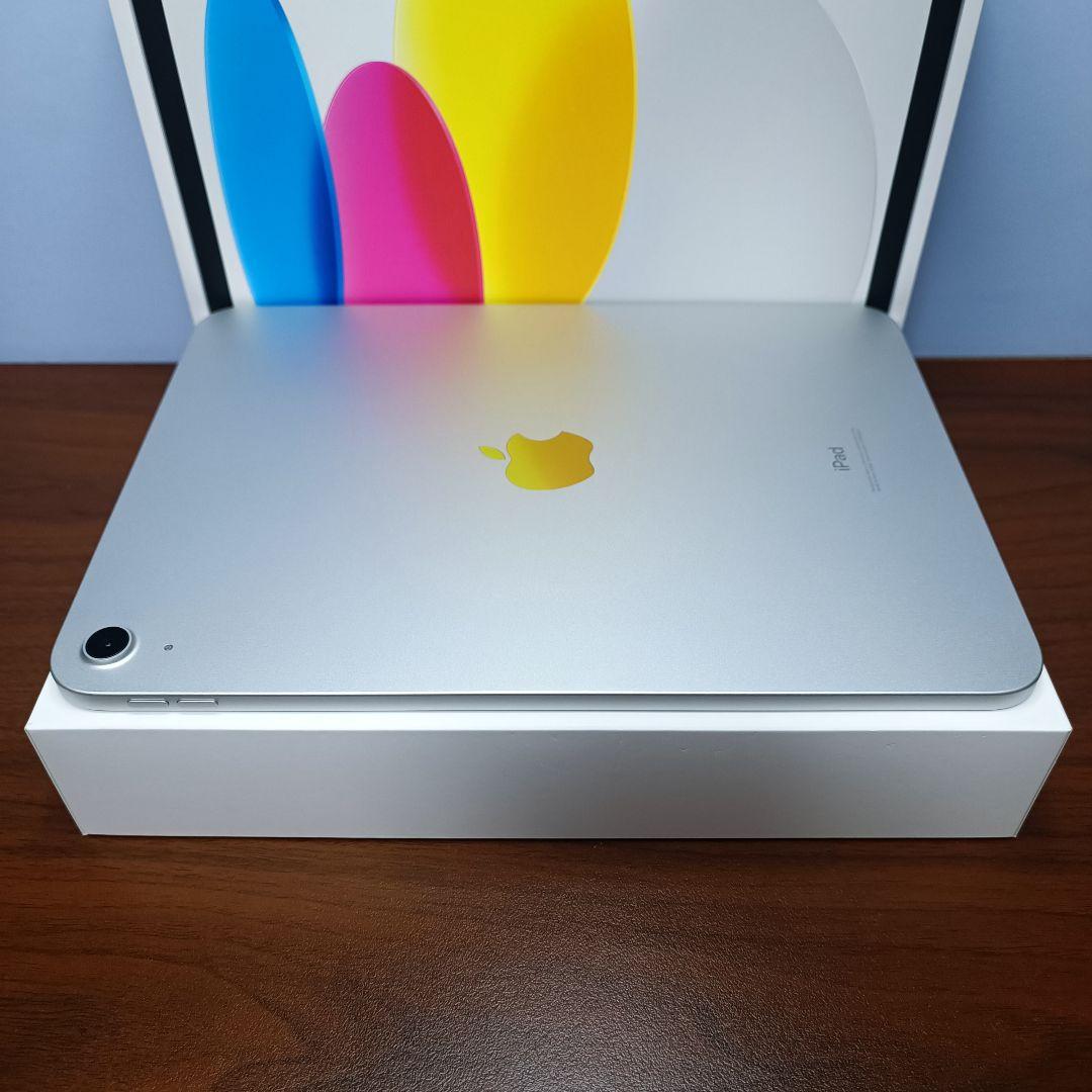 (美品) iPad 10.9 第10世代 WiFi 256GB キーボード付き