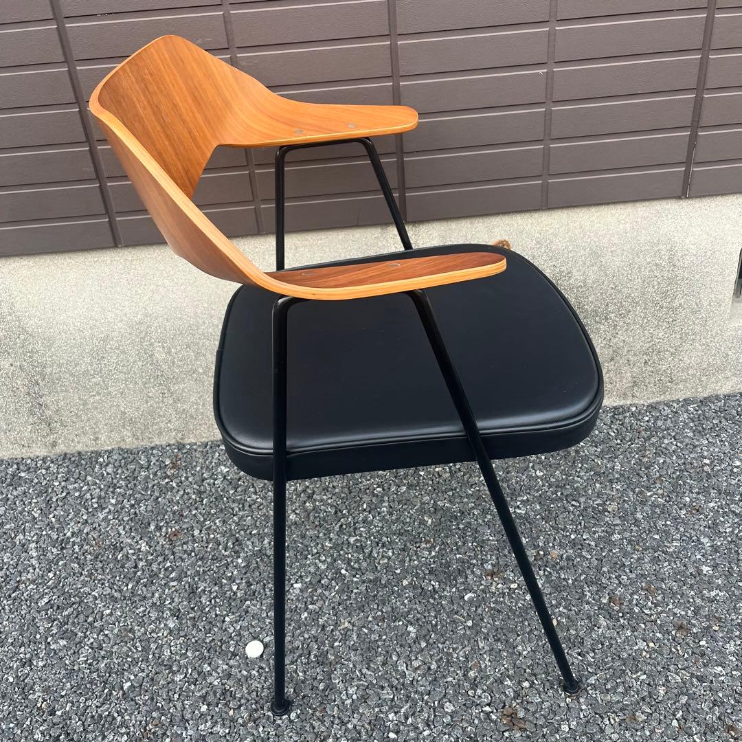 アクタス　ダイニングチェア　Case Furniture 675チェア