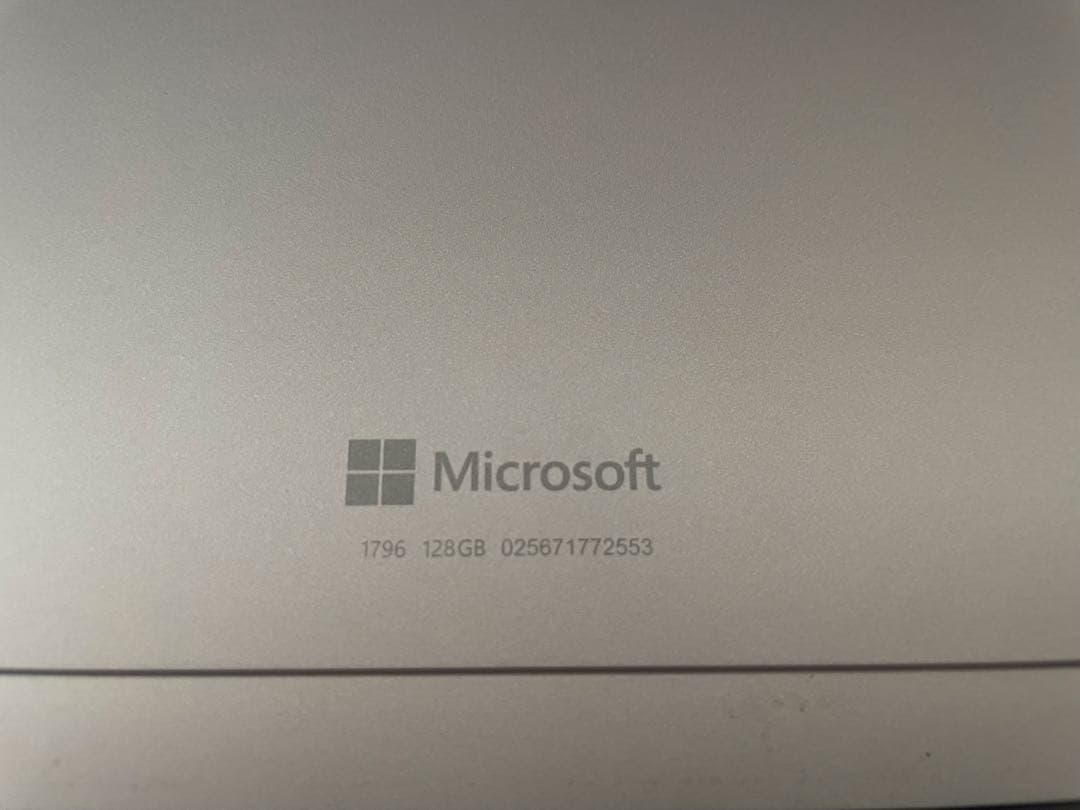 surfacepro第5世代 128GB キーボード、カバー付属