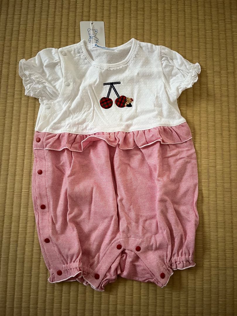 ファミリア　familiar チェリー刺繍付きロンパース 80サイズ