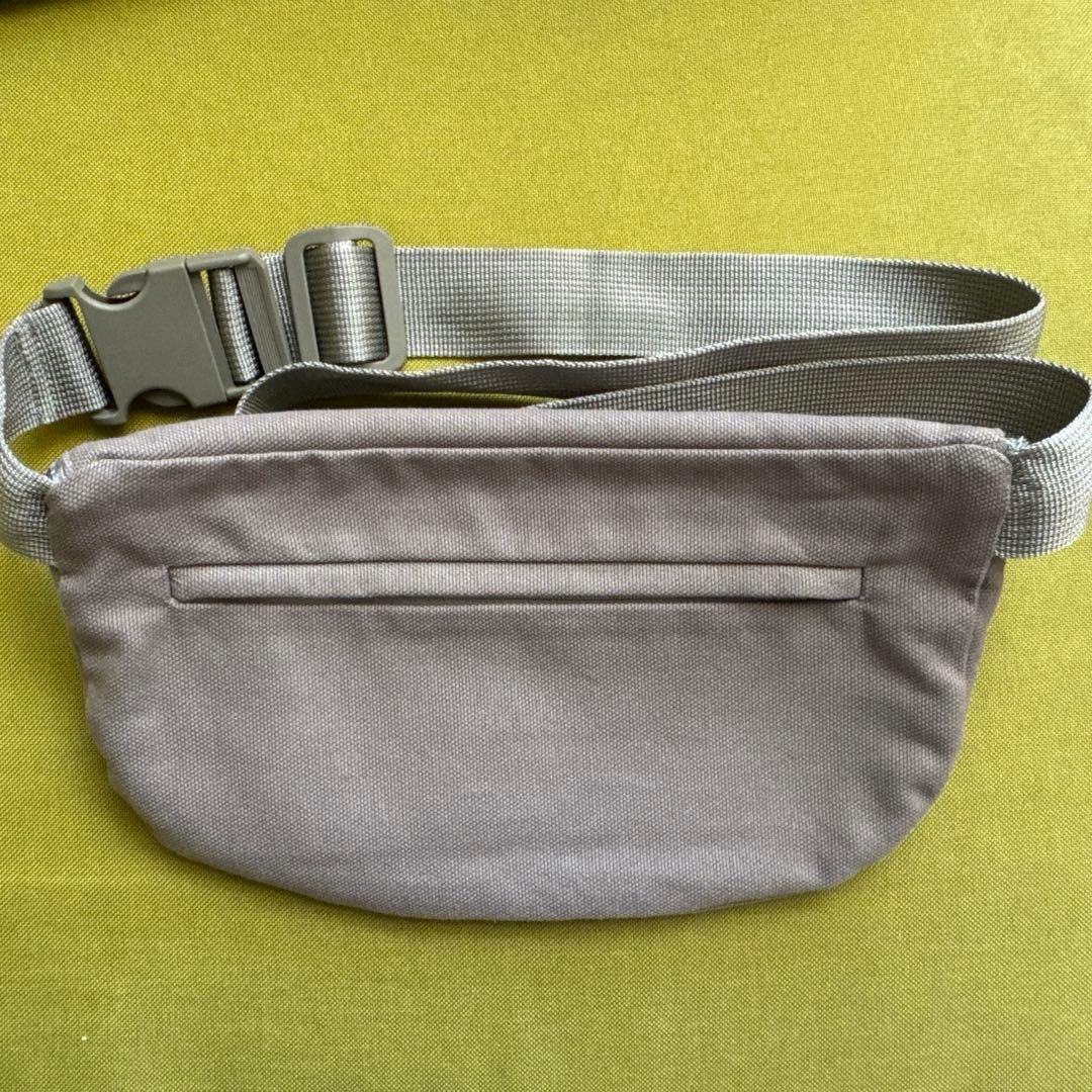 FONDATION LOUIS VUITTON ウエストポーチ ボディバッグ