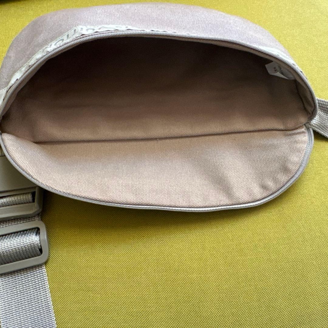 FONDATION LOUIS VUITTON ウエストポーチ ボディバッグ