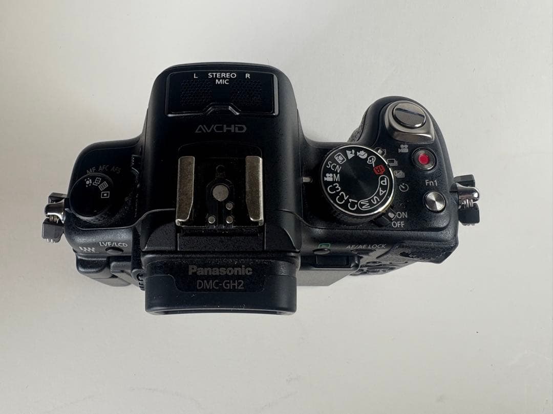 Panasonic LUMIX DMC-GH2 ボディ バッテリー付