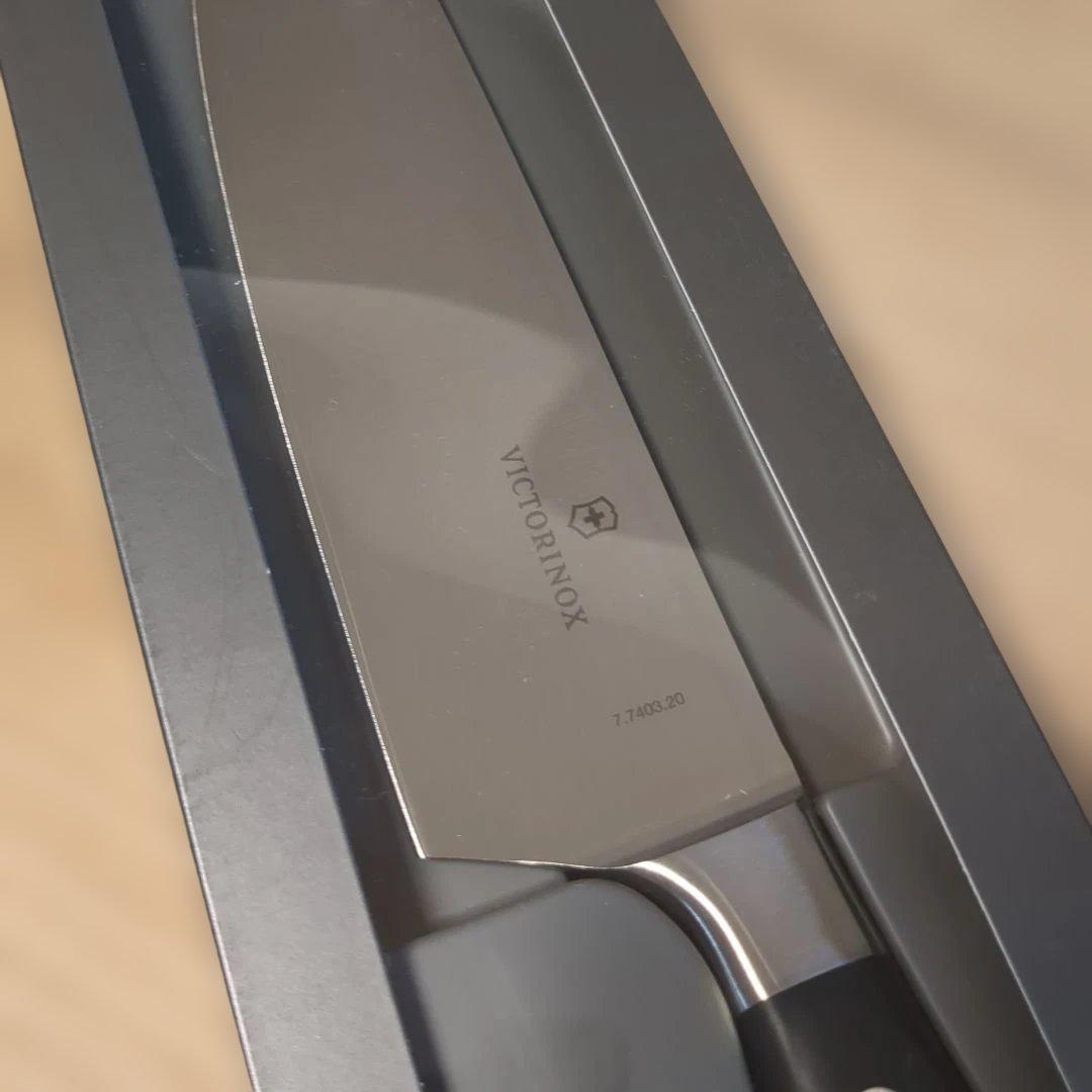 Victorinox Grand Maître 牛刀 7.4033.25