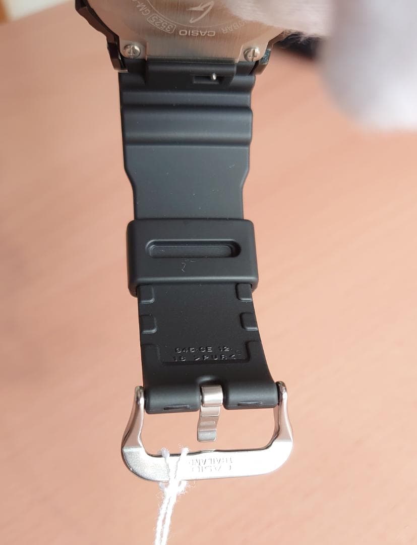 【新品】G-SHOCK メタルケース腕時計 GM-5600UB-1JF