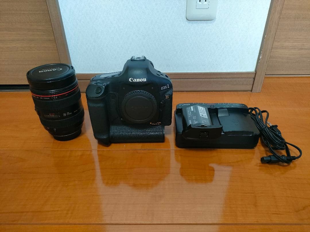 EF28-70mF2.8L+EOS-1DMarkIIIプロフェショナルセット