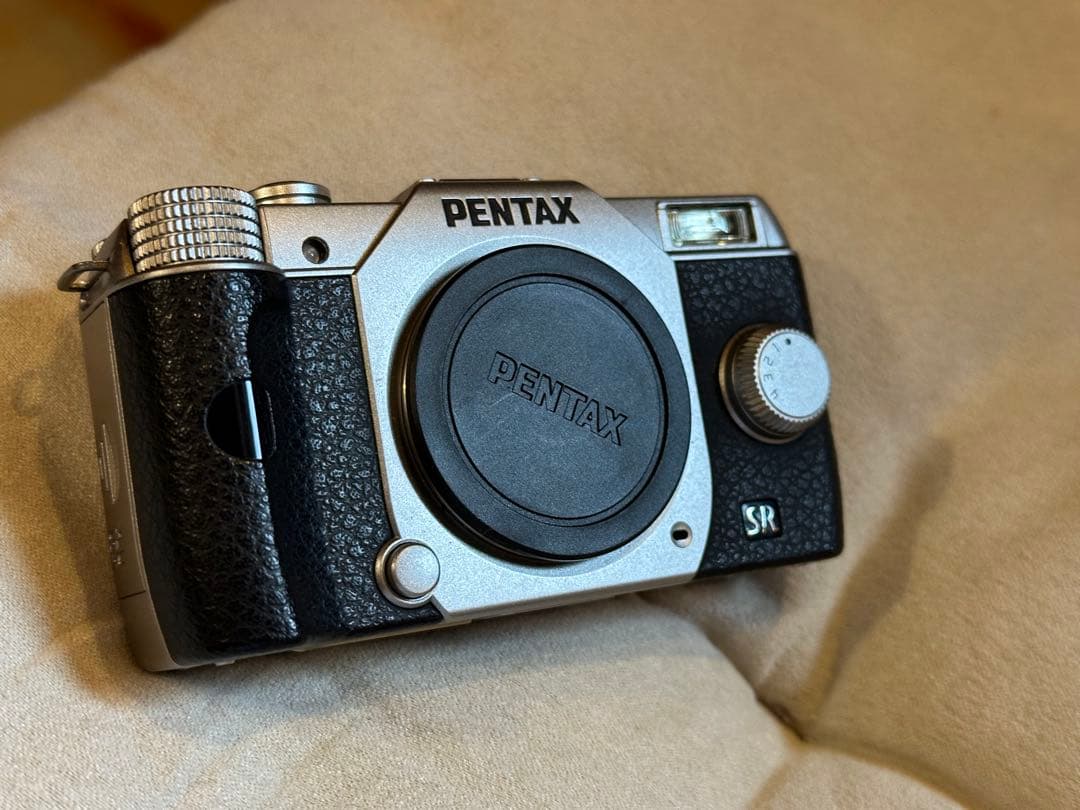 ペンタックス Q10 コンパクトデジカメ