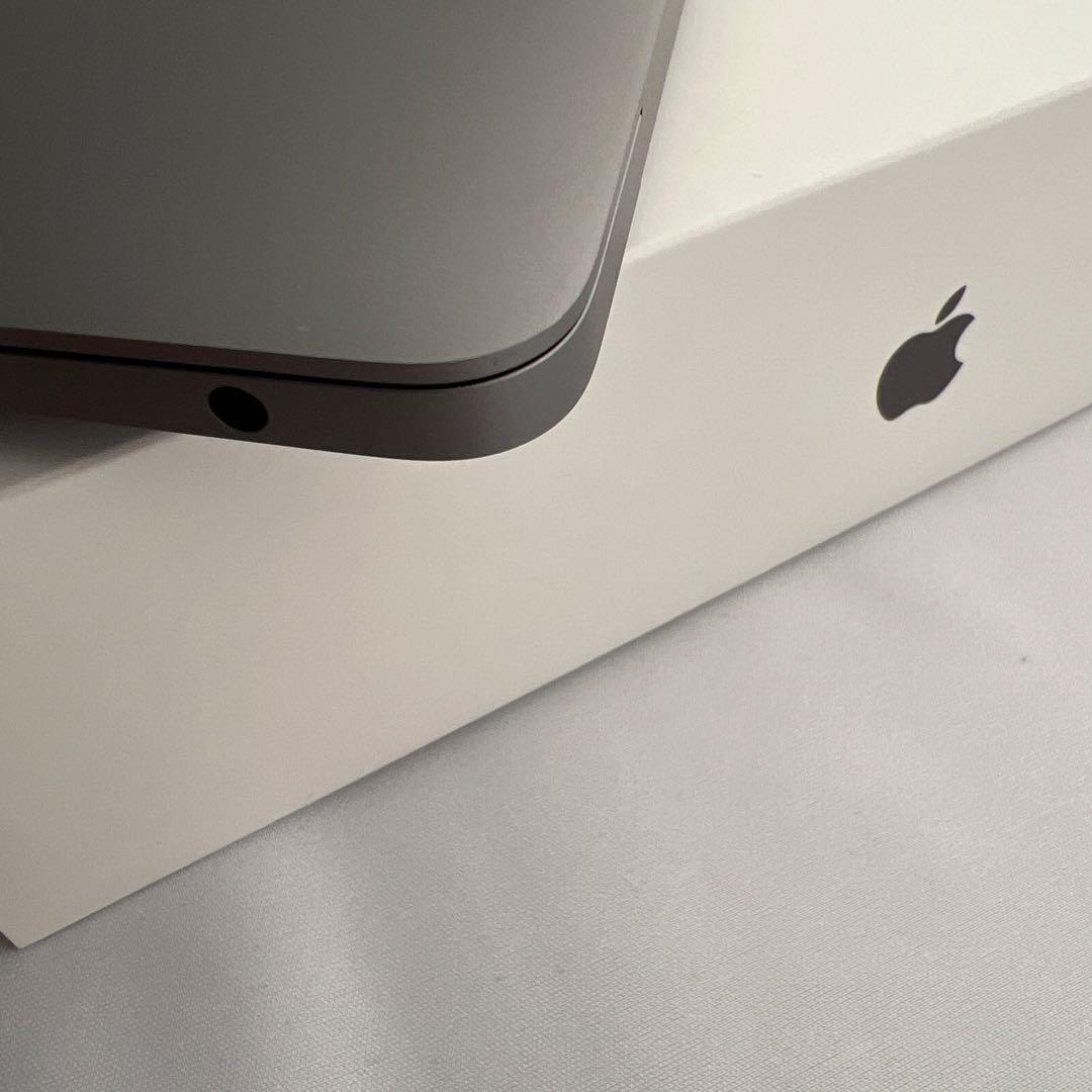 Apple MacBook Air 13インチ M1 8GB 256GB 超美品