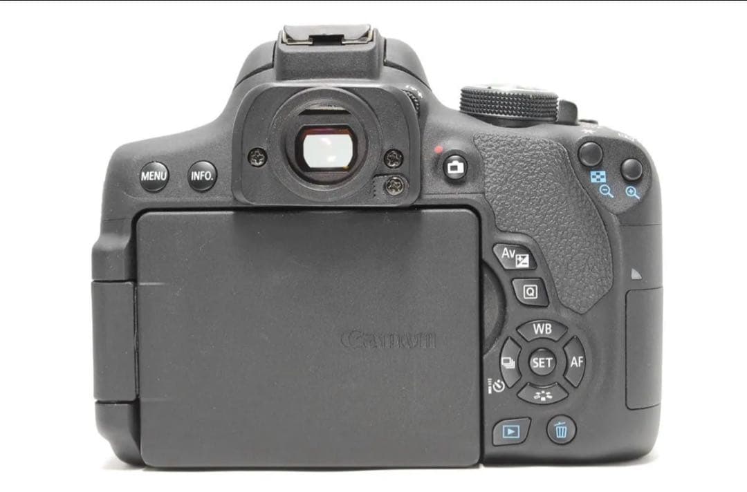 【美品】WiFi機能搭載　Canon Kiss X8i　タッチ操作OK