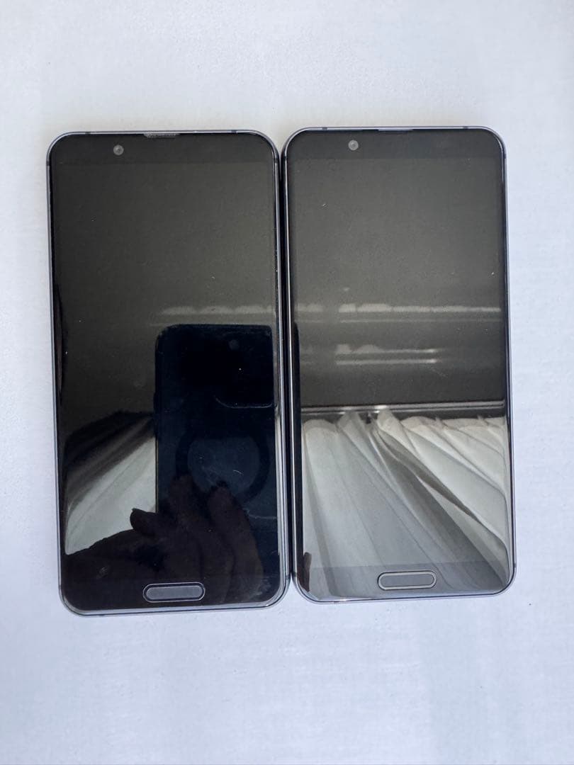2台AQUOS sense3 SHV45