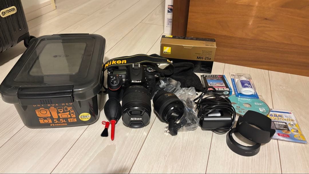 Nikon D7100 デジタル一眼レフカメラ 本体と付属品