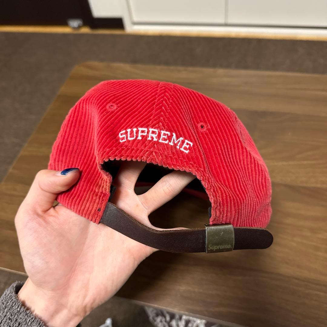 supreme コーデュロイキャップ Sロゴ　赤
