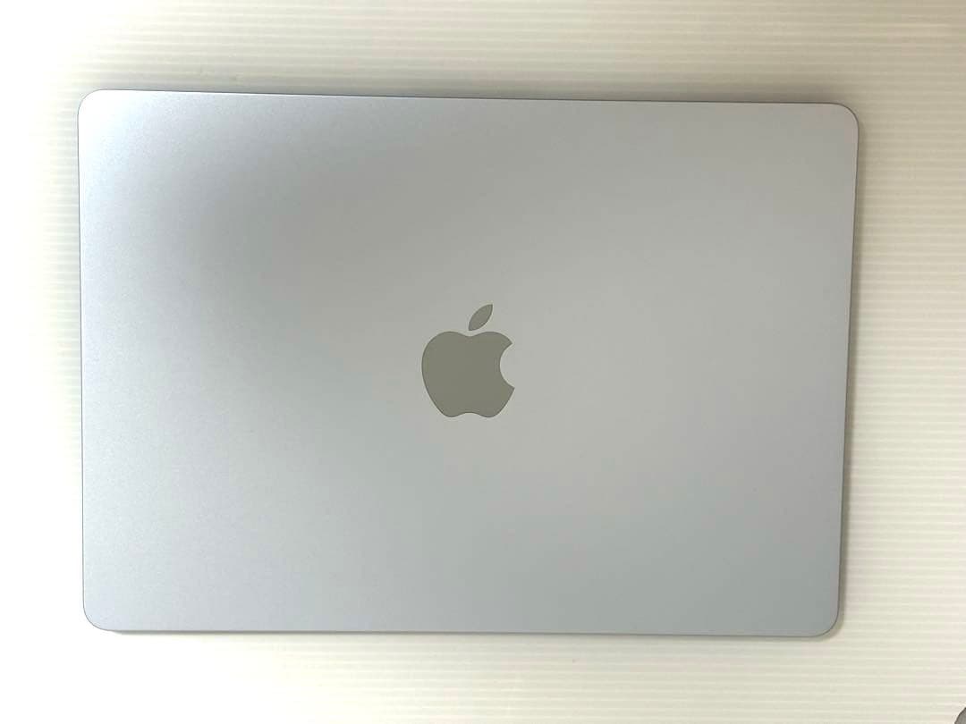 M4 MacBook Air 2025 256GB 16GBスカイブルー