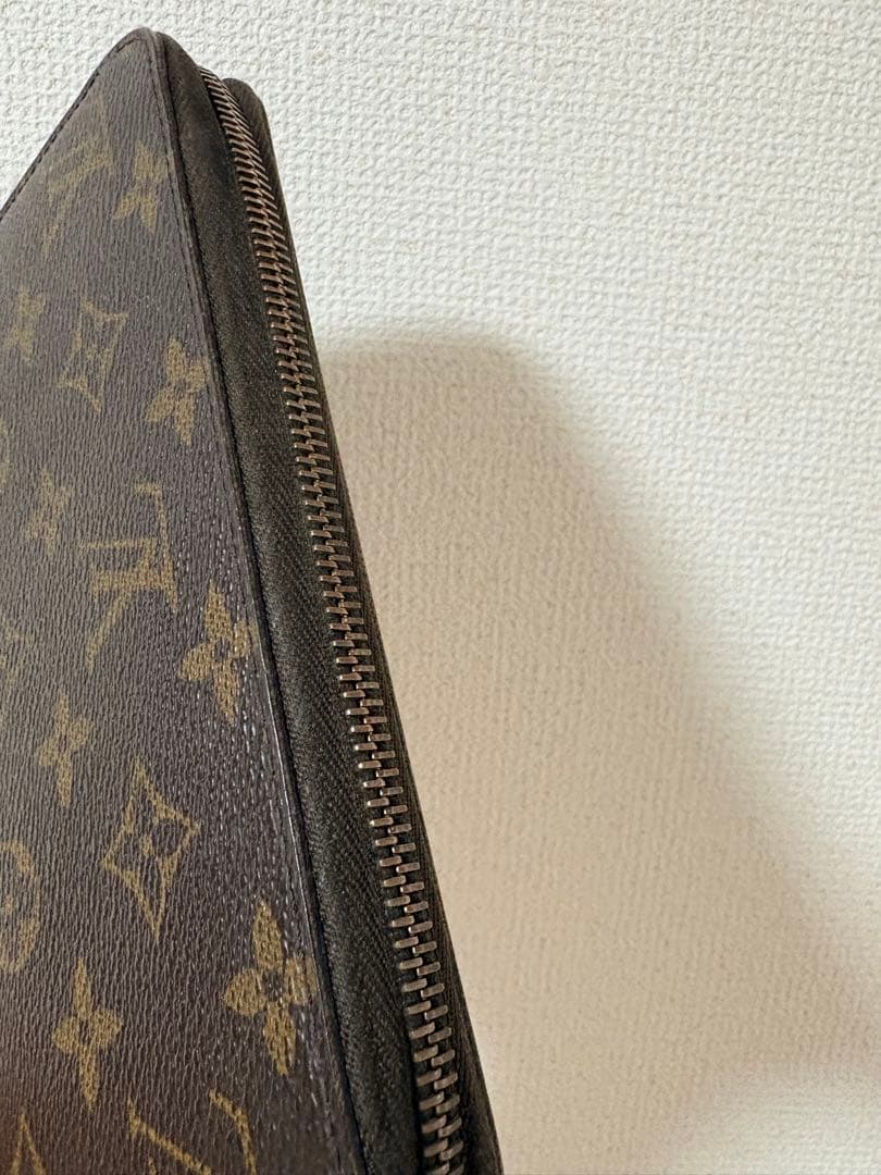ルイヴィトン　モノグラム　ジッピーウォレット　長財布