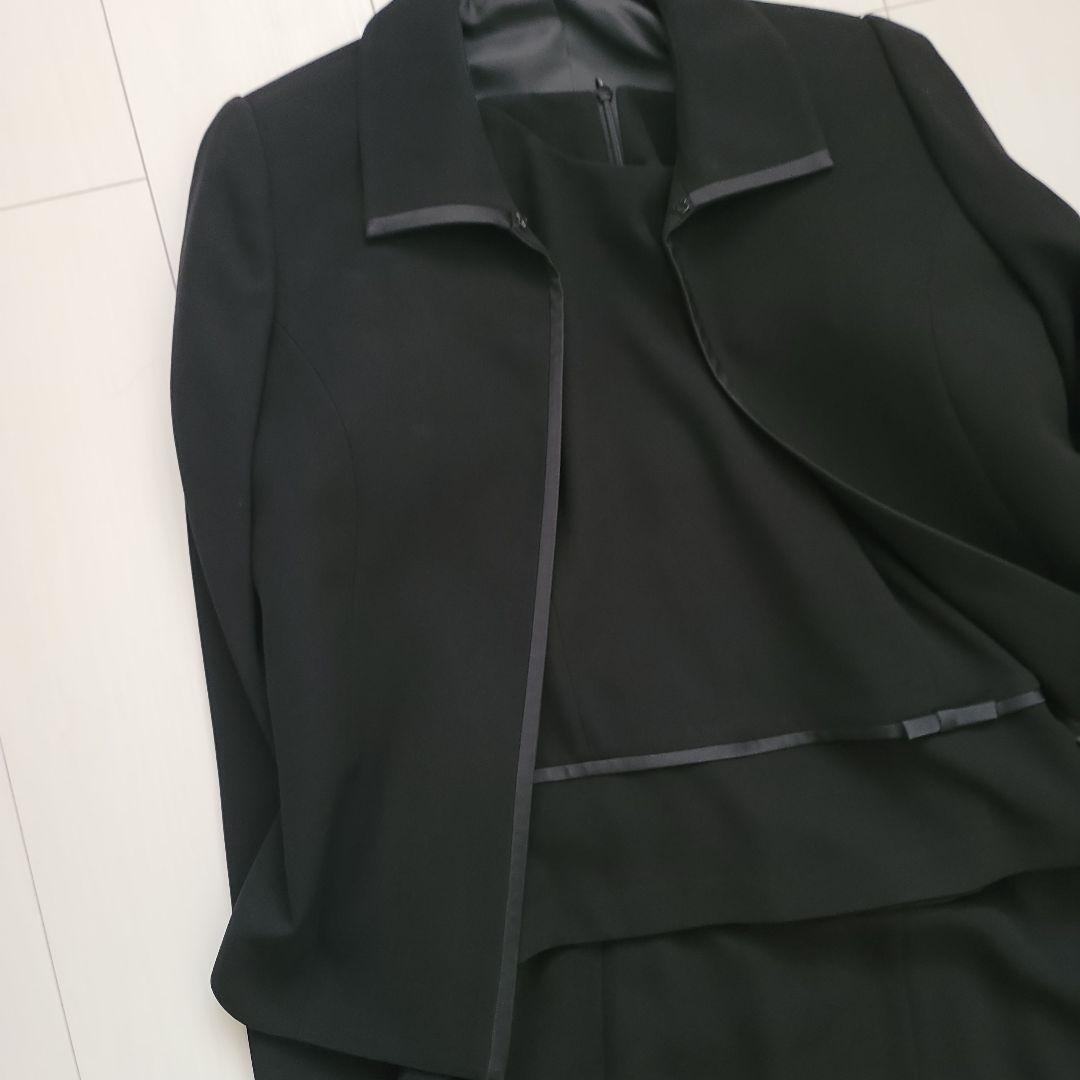 冠婚葬祭　フォーマルスーツ　３点セット　美品　11号