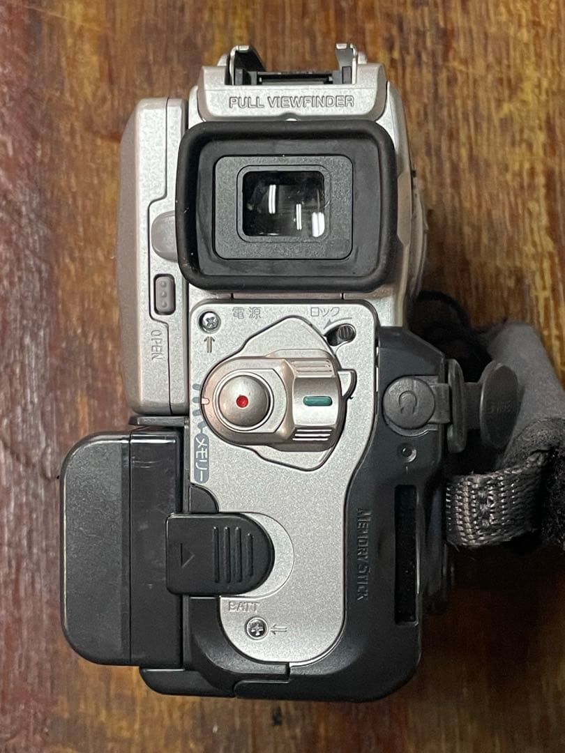 ビデオカメラ SONY MEGAPIXEL DCR-PC1