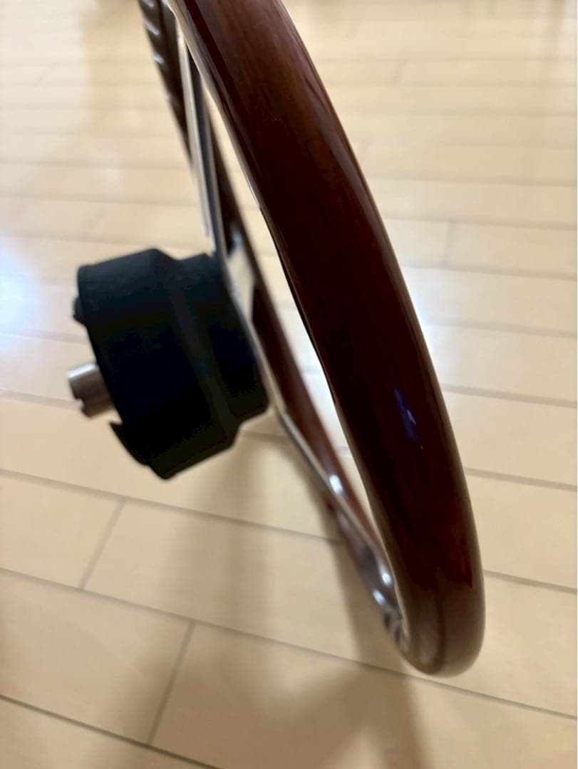 momo ウッドステアリング