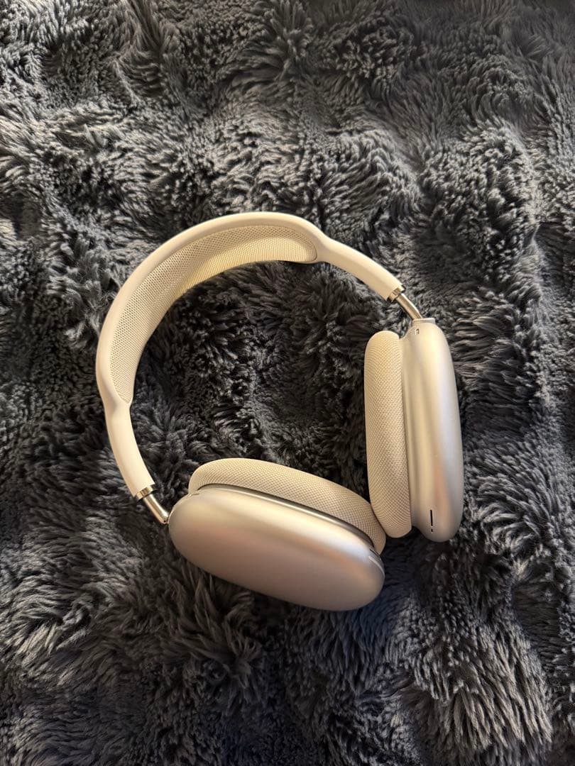 ヘッドホン AirPods Pro max - white