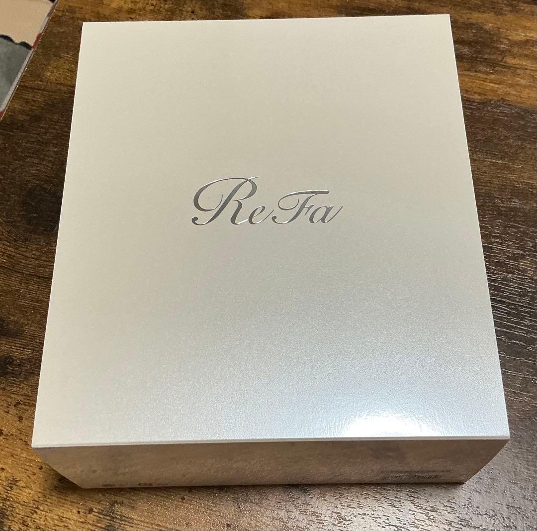 ReFa 美顔ローラー 化粧箱入り　リファカラット