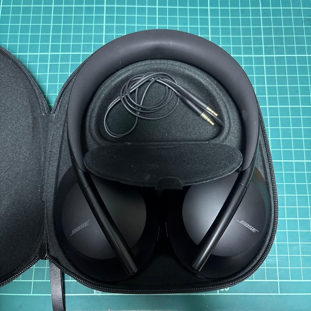 Bose ワイヤレスヘッドホン 700