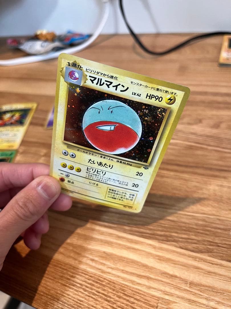 ヒ*ル様 ポケモンカード　旧裏　渦巻き　初期ピカチュウ