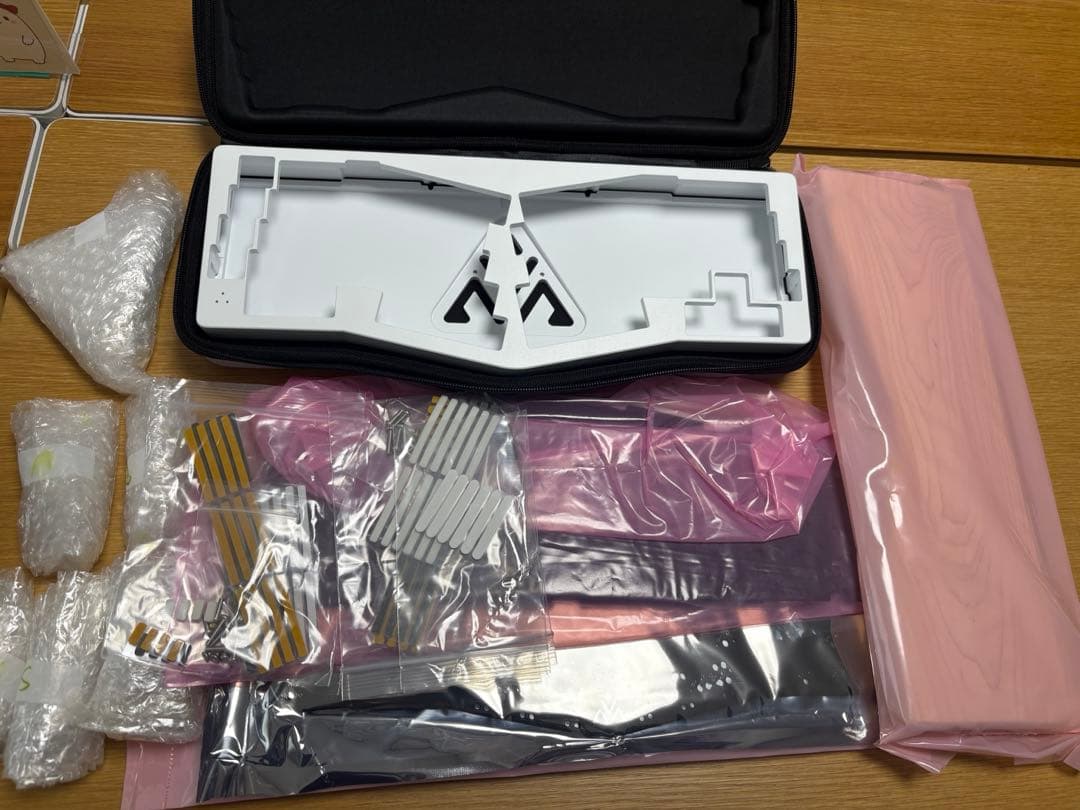 SNEAKBOX AVA Keyboard E-White 新品未使用