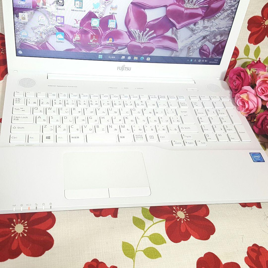 新Windows11/新品SSD512G/第6世代Core-i7/メモリ16