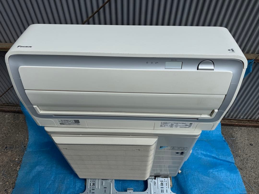 ☆ダイキン☆エアコン☆お掃除ロボ搭載☆19年☆AN22WABKS☆上位モデル