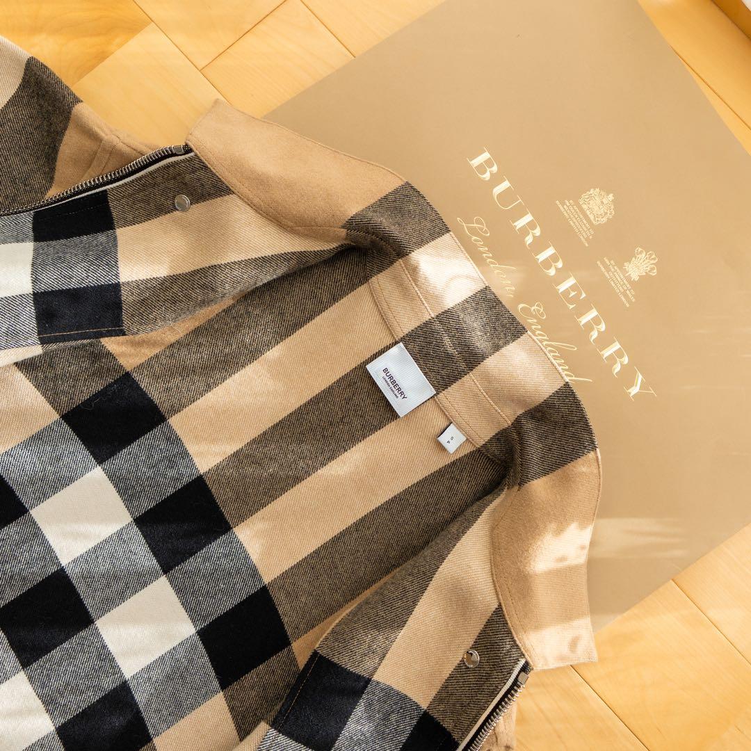 【美品】☆高級品・レア☆バーバリー☆ ノバチェックジップアップジャケット☆