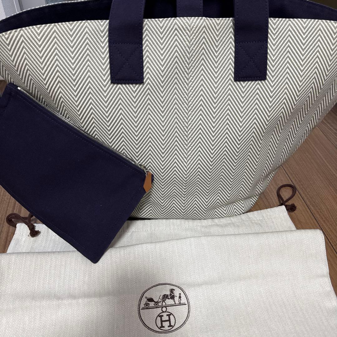 ＨERMESヘリンボーン柄トートバッグ ポテチです