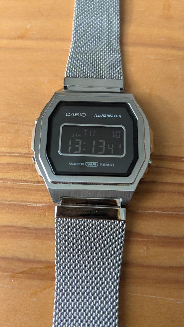 時計 CASIO A1000M-1B