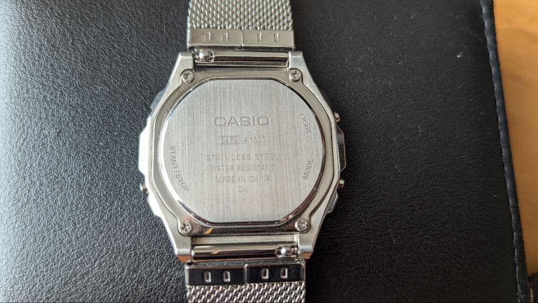 時計 CASIO A1000M-1B
