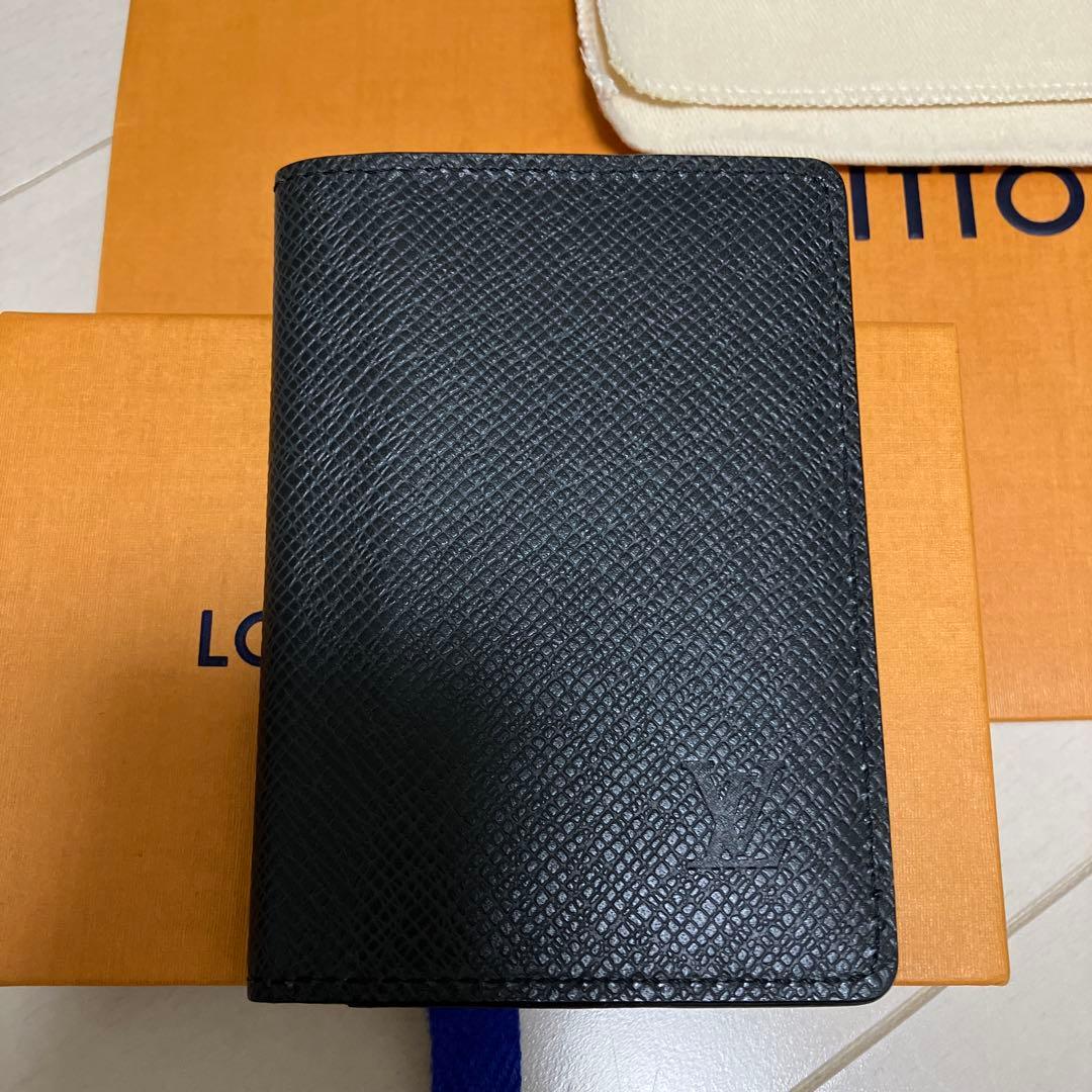 LOUIS VUITTON ブラック 名刺入れ　タイガ