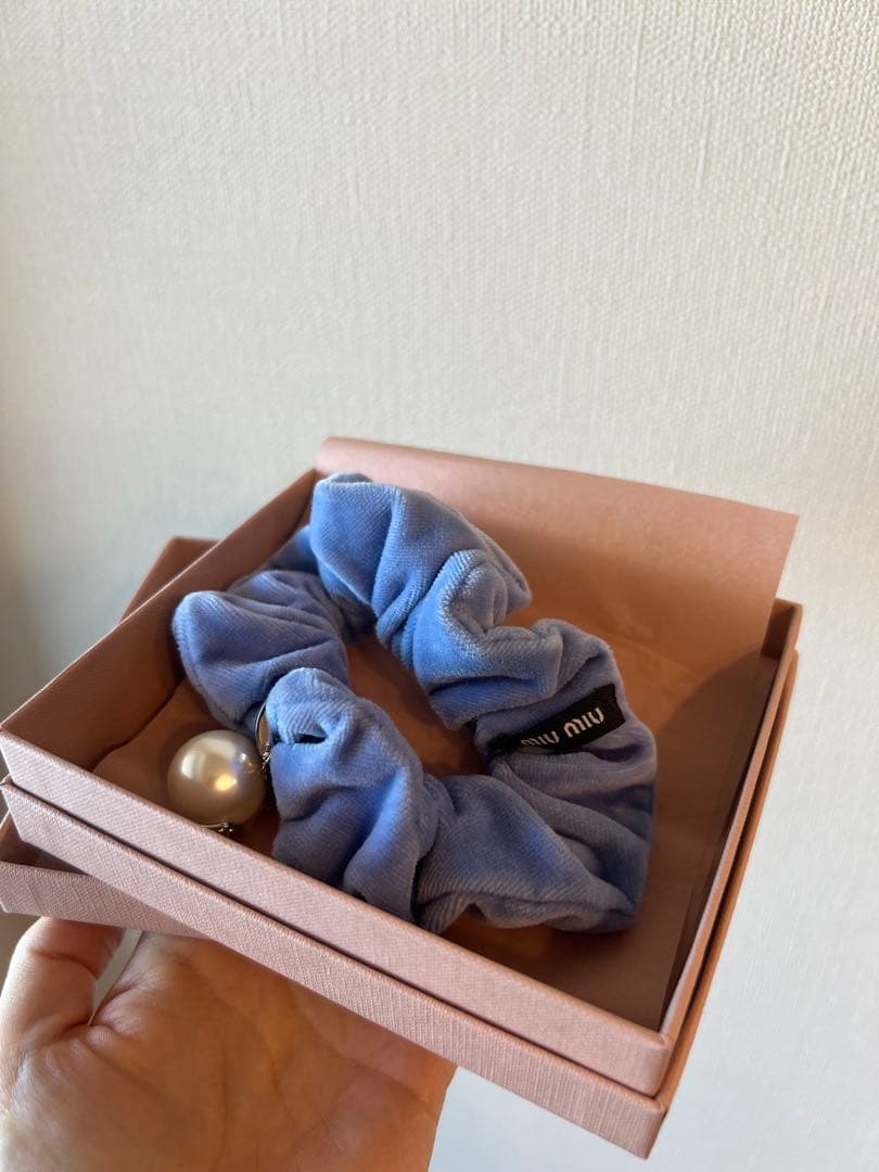 タグあり　MIUMIU ミュウミュウ ベルベット　ヘアゴム パール シュシュ