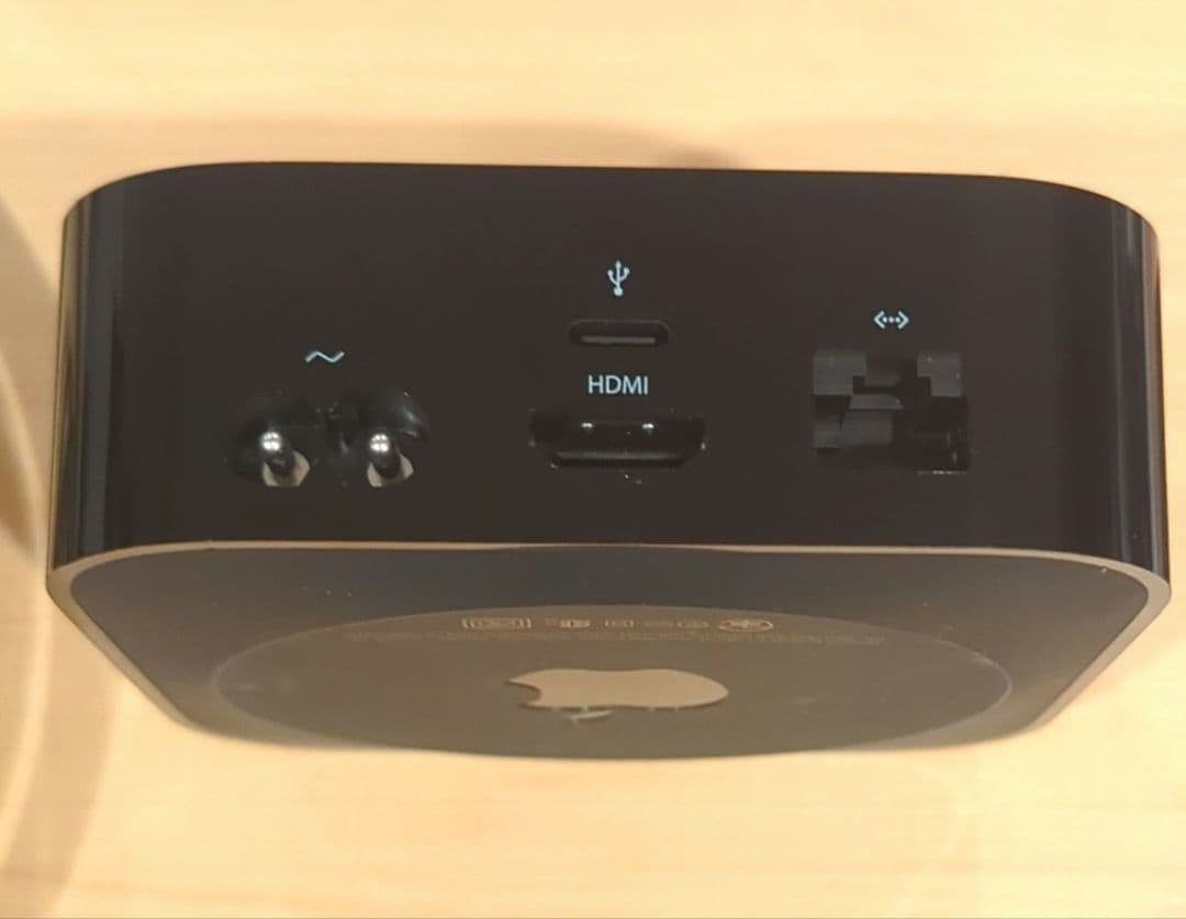 【即使用可！HDMIケーブル付】 AppleTV4k MLNC2J/A 64MB