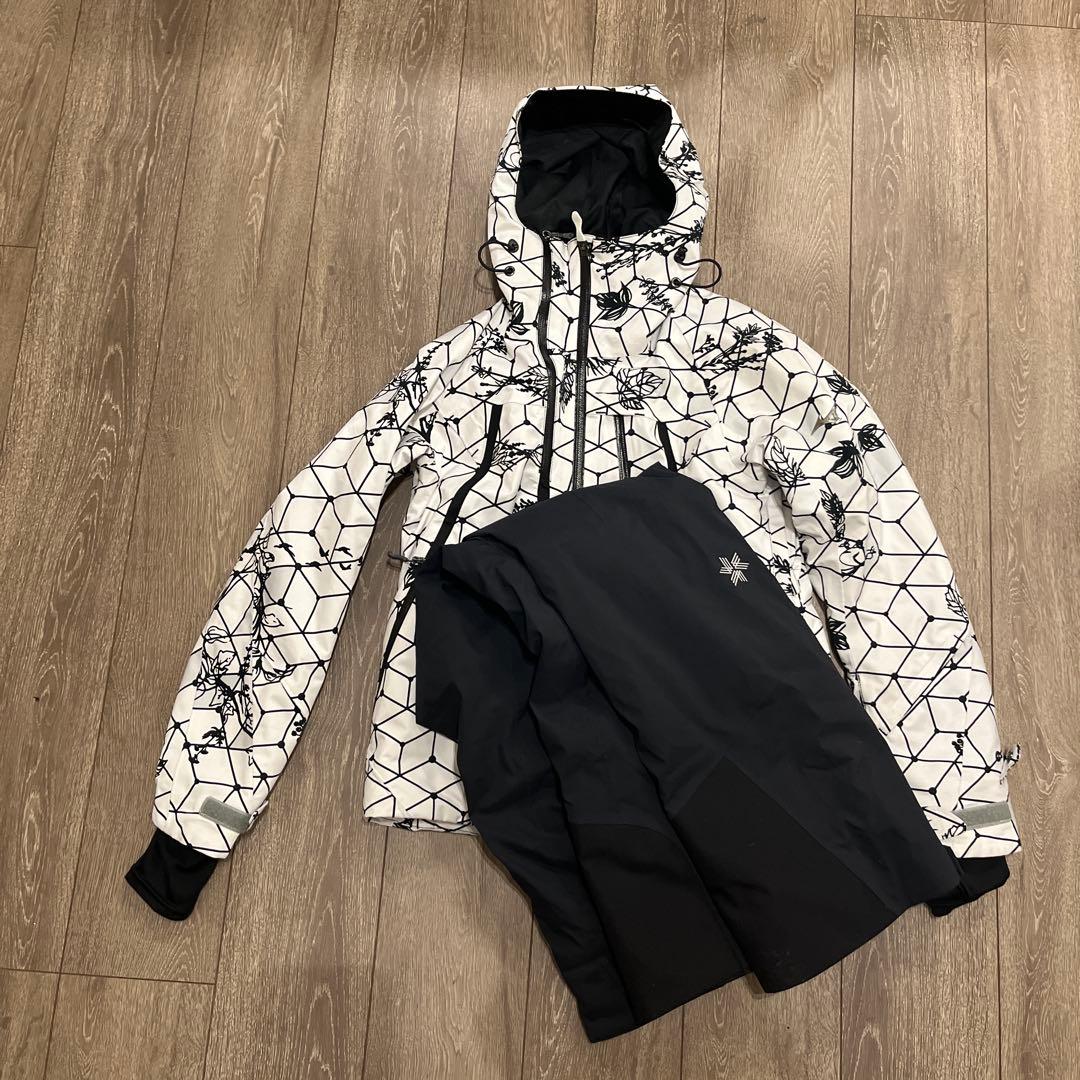 Mizuno Reflection Gear スノーウェア